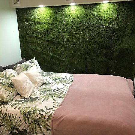 Top Center Vintage Sofia Condo المظهر الخارجي الصورة